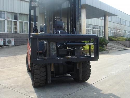 Silný postranní vozík