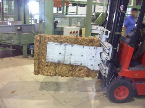 Víceúčelová příchytka pro vysokozdvižný vozík